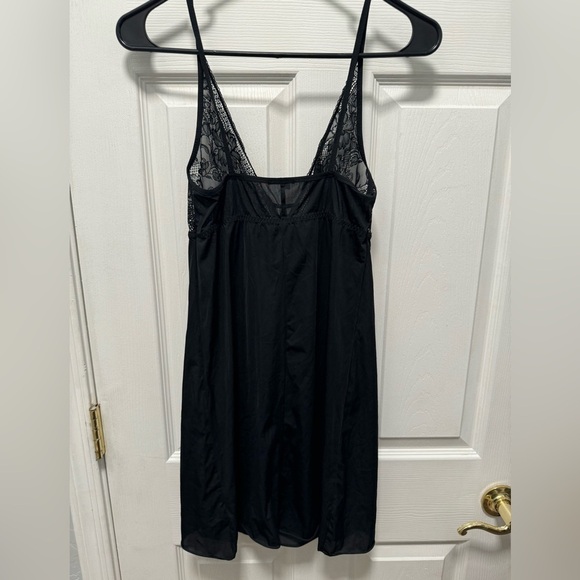 Vented Satin and‎ Lace Slip nightgown lingerie size small - Picture 1 of 4